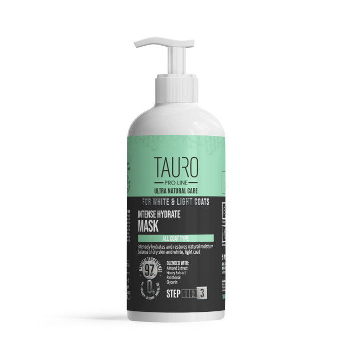 TAURO PRO LINE Ultra Natural Care intense hydrate mask for dogs and cats with white, light coat and skin 