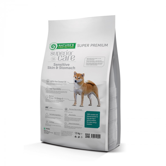 NATURE'S PROTECTION SUPERIOR CARE dry food for adult dogs of all breeds with sensitive skin and stomach, with lamb 